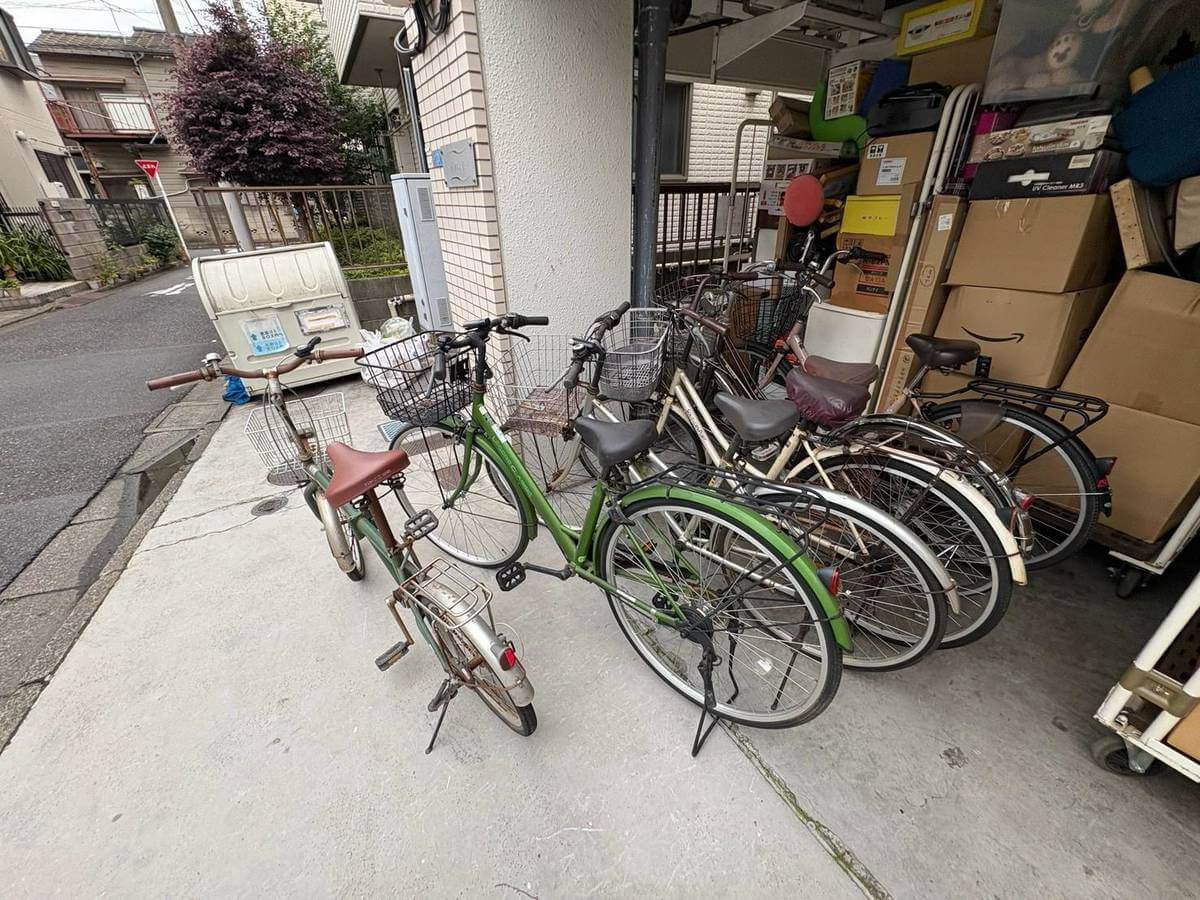 複数台のシティサイクル・自転車をまとめて確認した写真